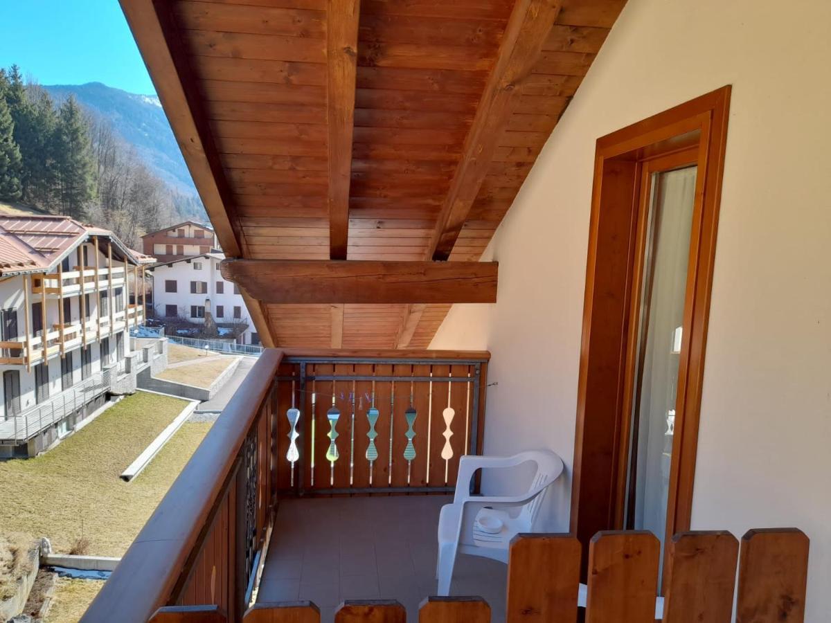 Hotel Garni B&B Maffei Pinzolo Esterno foto